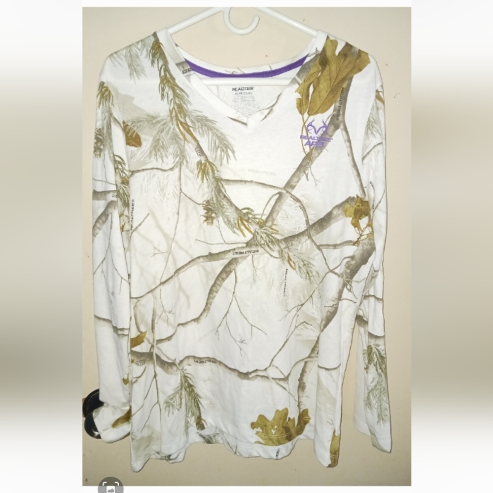 Real tree women's long sleeve shirt